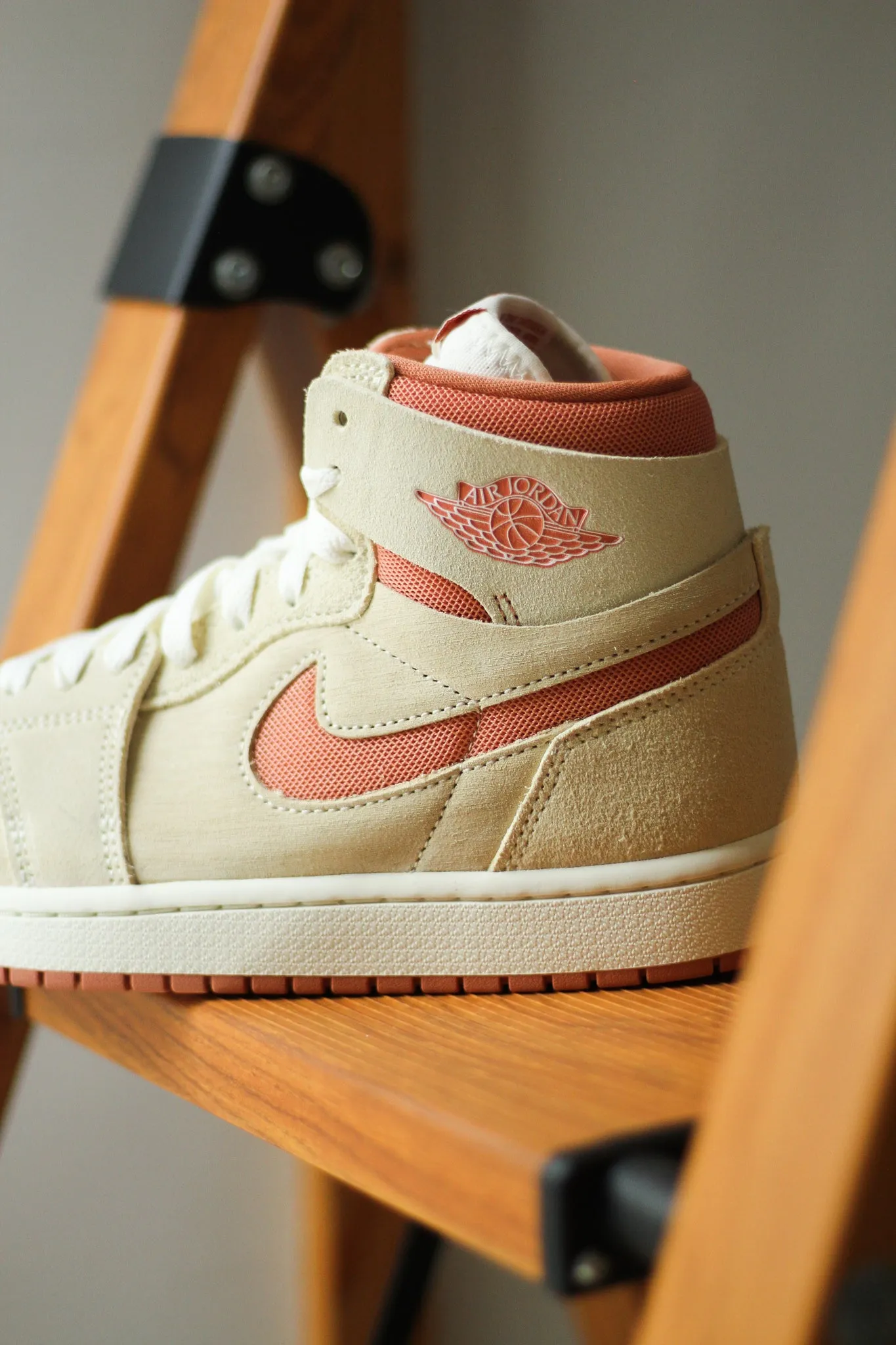 AIR JORDAN 1 ZOOM CMFT 2 "TERRA BLUSH"