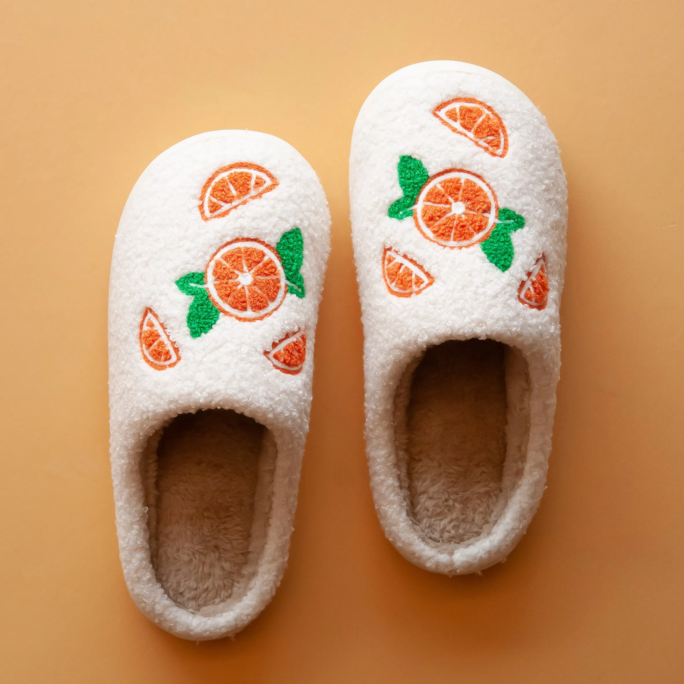 Cozy White Fuzzy Slippers with Embroidered Orange Fruit Slices – Comfortable & Stylish Indoor Footwear